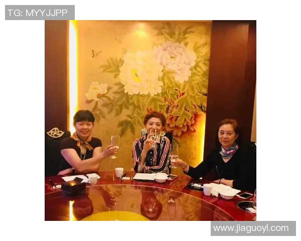 南部鲨鱼与南方哈士奇的奇妙对决与友谊之旅